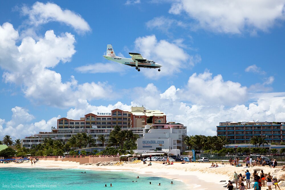 10turboprops-of-sint-maarten.jpg