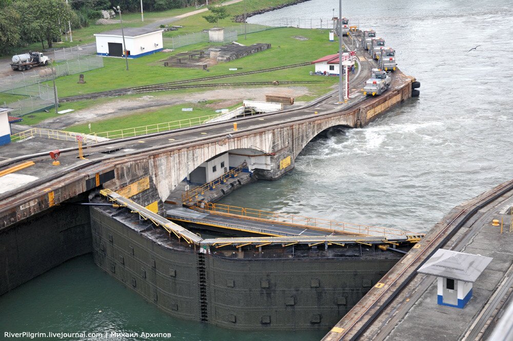 13the-panama-canal-trip-p1.jpg