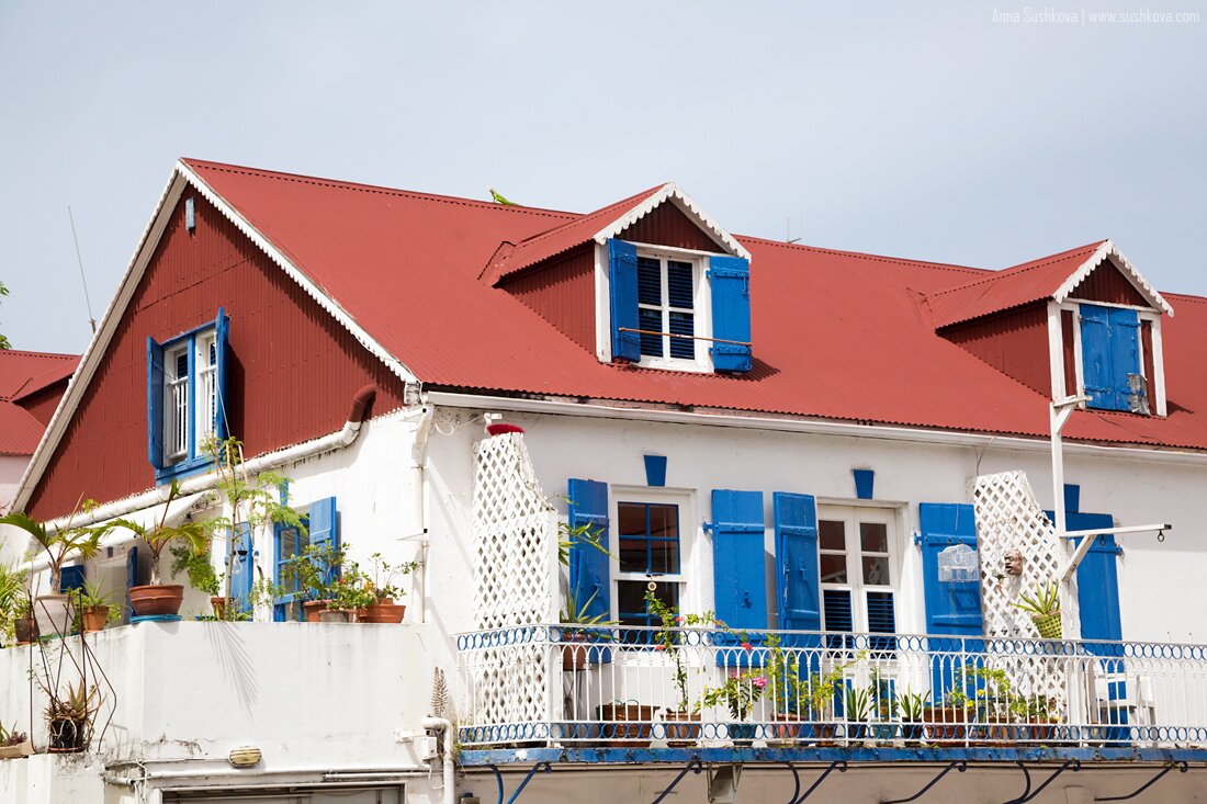 15marigot-french-capital-of-saint-martin.jpg