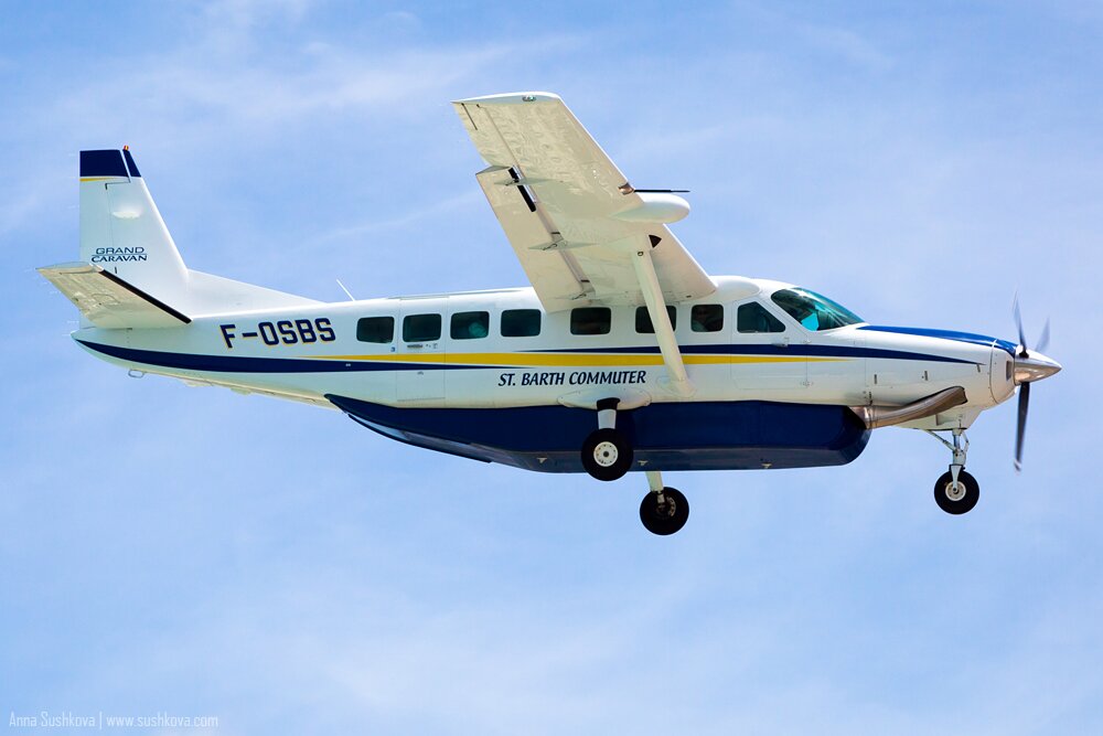16turboprops-of-sint-maarten.jpg