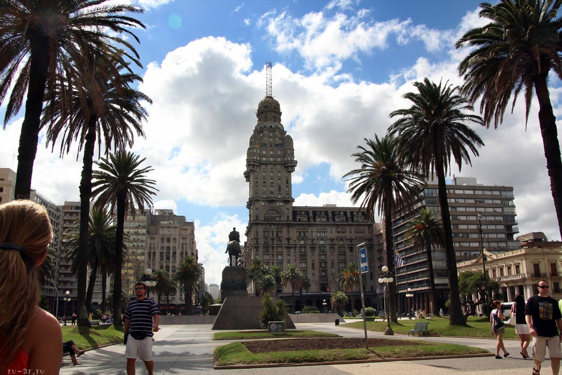 21uruguay-city-tour-montevideo.jpg