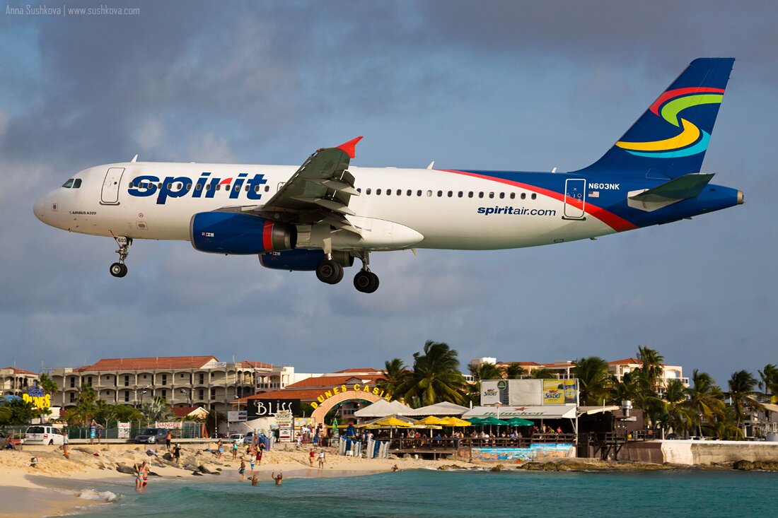 23narrow-bodied-aircrafts-of-sint-maarten.jpg