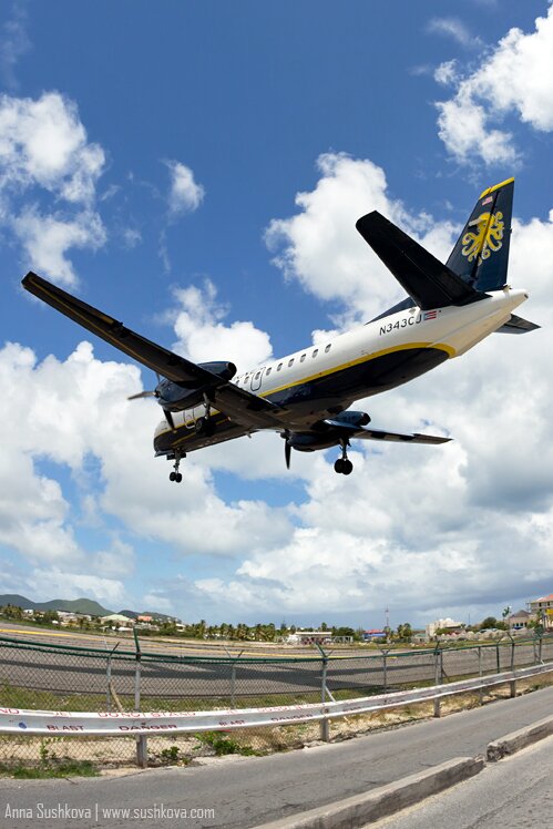 26turboprops-of-sint-maarten.jpg