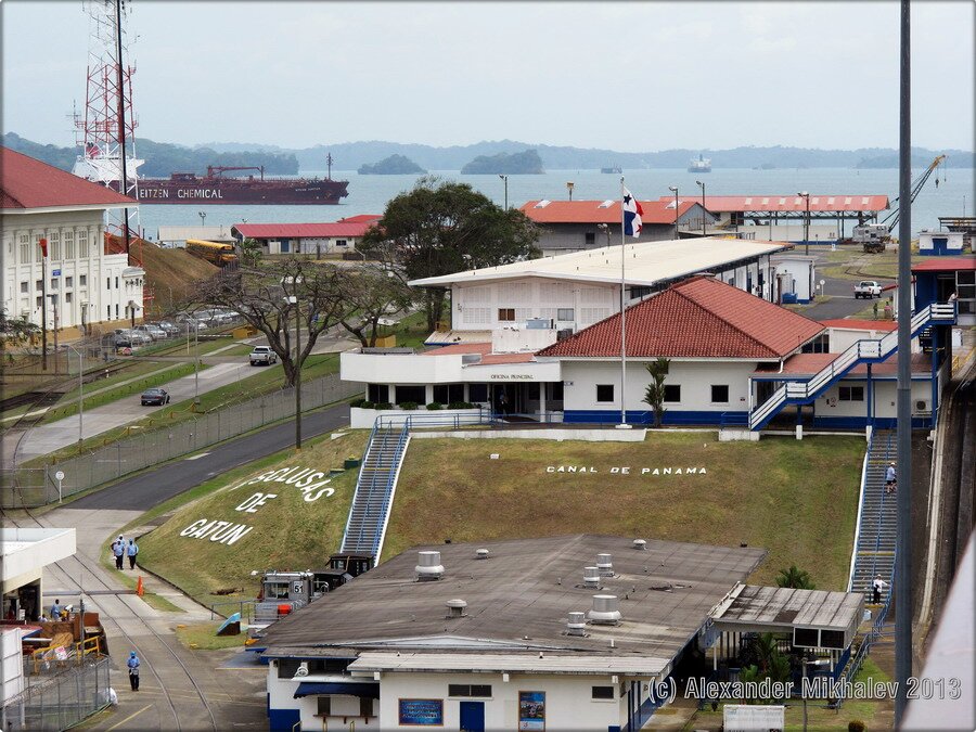2another-passage-through-the-panama-canal.jpg