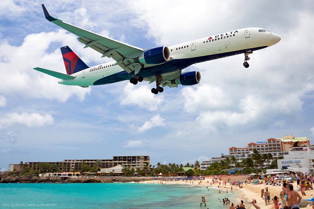38narrow-bodied-aircrafts-of-sint-maarten.jpg
