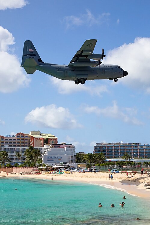 38turboprops-of-sint-maarten.jpg