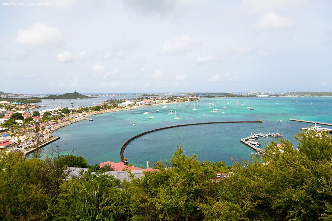 3marigot-french-capital-of-saint-martin.jpg