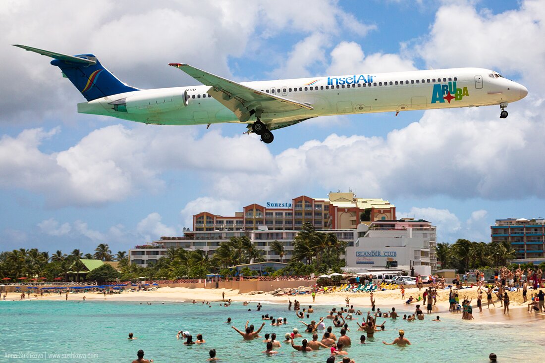 48narrow-bodied-aircrafts-of-sint-maarten.jpg