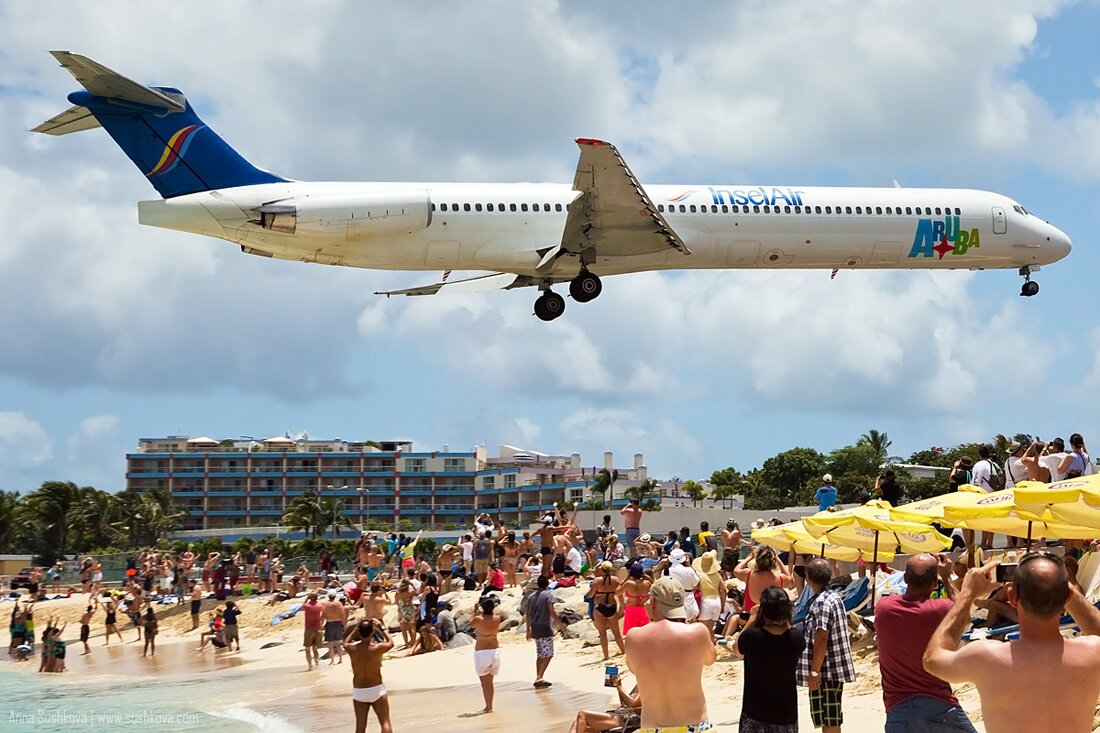 49narrow-bodied-aircrafts-of-sint-maarten.jpg