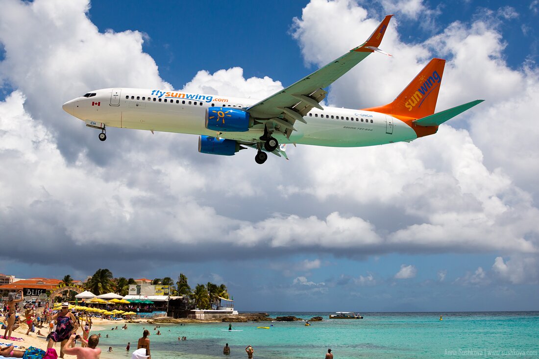 4narrow-bodied-aircrafts-of-sint-maarten.jpg