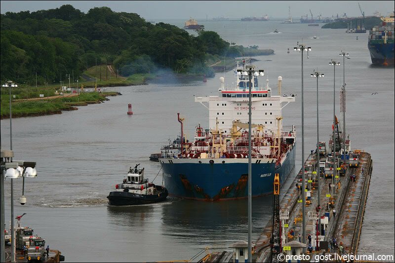 4panama-canal.jpg