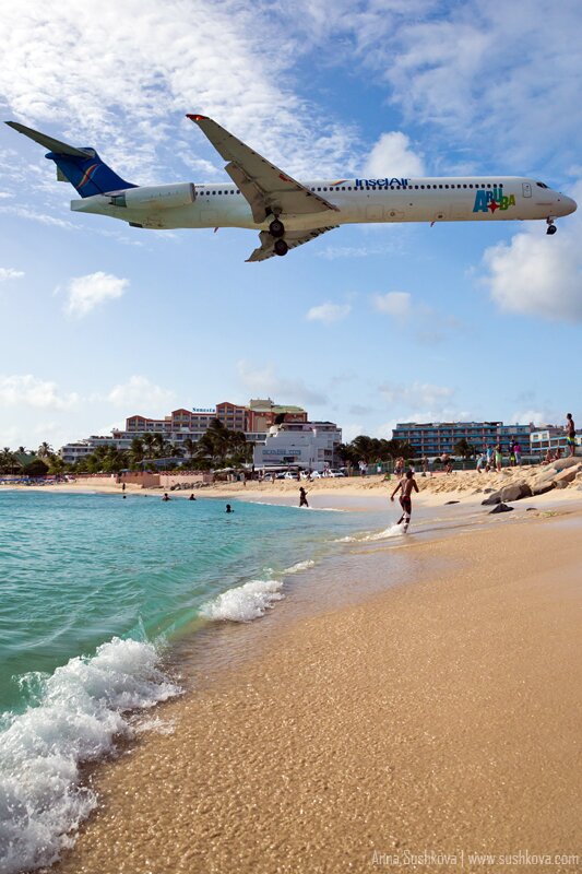 55narrow-bodied-aircrafts-of-sint-maarten.jpg