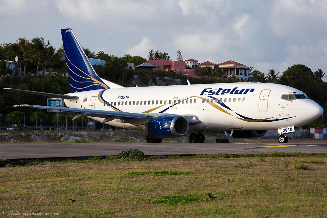 56narrow-bodied-aircrafts-of-sint-maarten.jpg