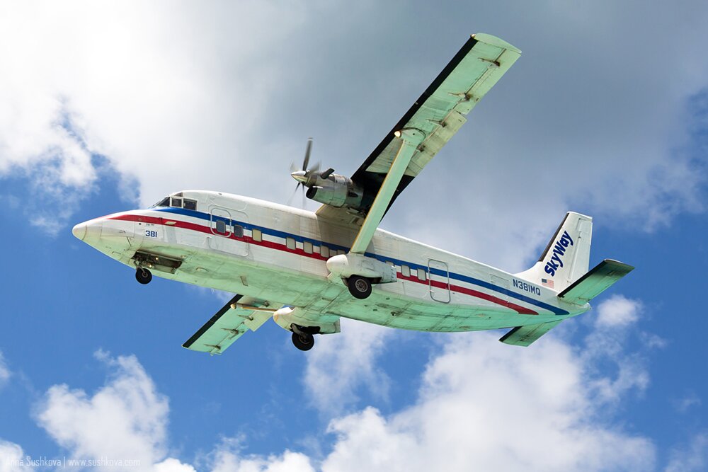 6turboprops-of-sint-maarten.jpg