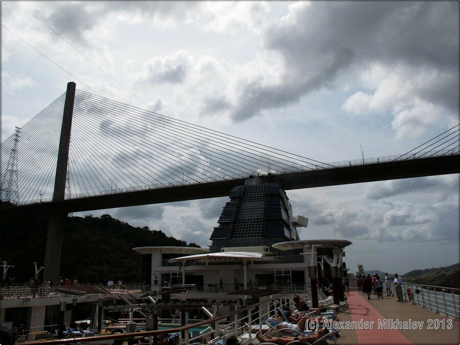 8another-passage-through-the-panama-canal.jpg