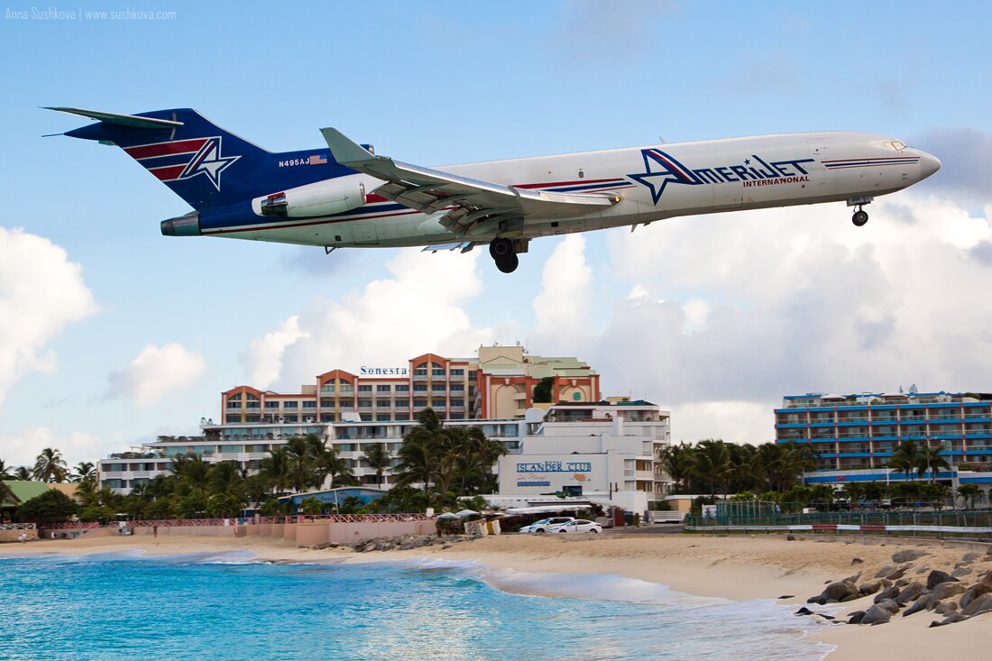 8narrow-bodied-aircrafts-of-sint-maarten.jpg