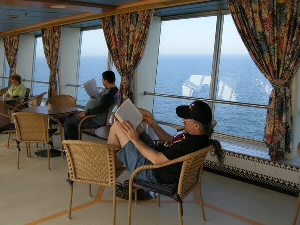 9cruise-as-a-way-of-vacation.jpg
