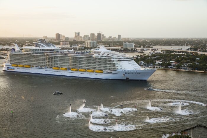 © Photo by Royal Caribbean International | CruiseBe.com - your ultimate cruise planner © Photo by Royal Caribbean International