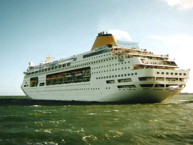 10former-princess-ships-2.jpg