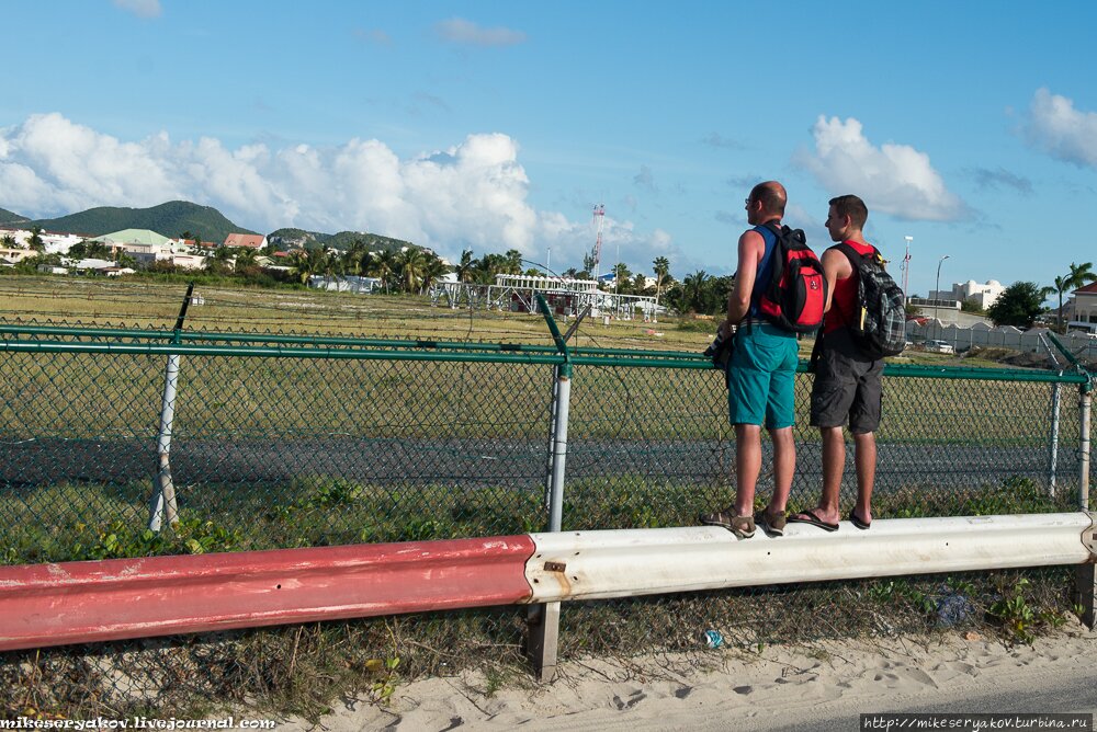 10st-maarten-the-most-famous-caribbean-island.jpg