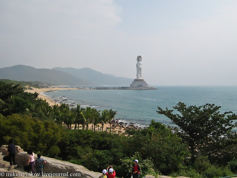 15chinese-island-of-hainan.jpg