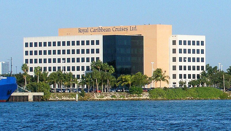15royal-caribbean-family.jpg