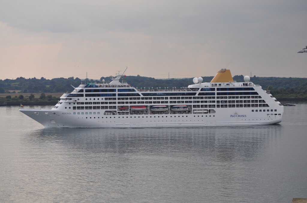 p & o cruises adonia cruise ship