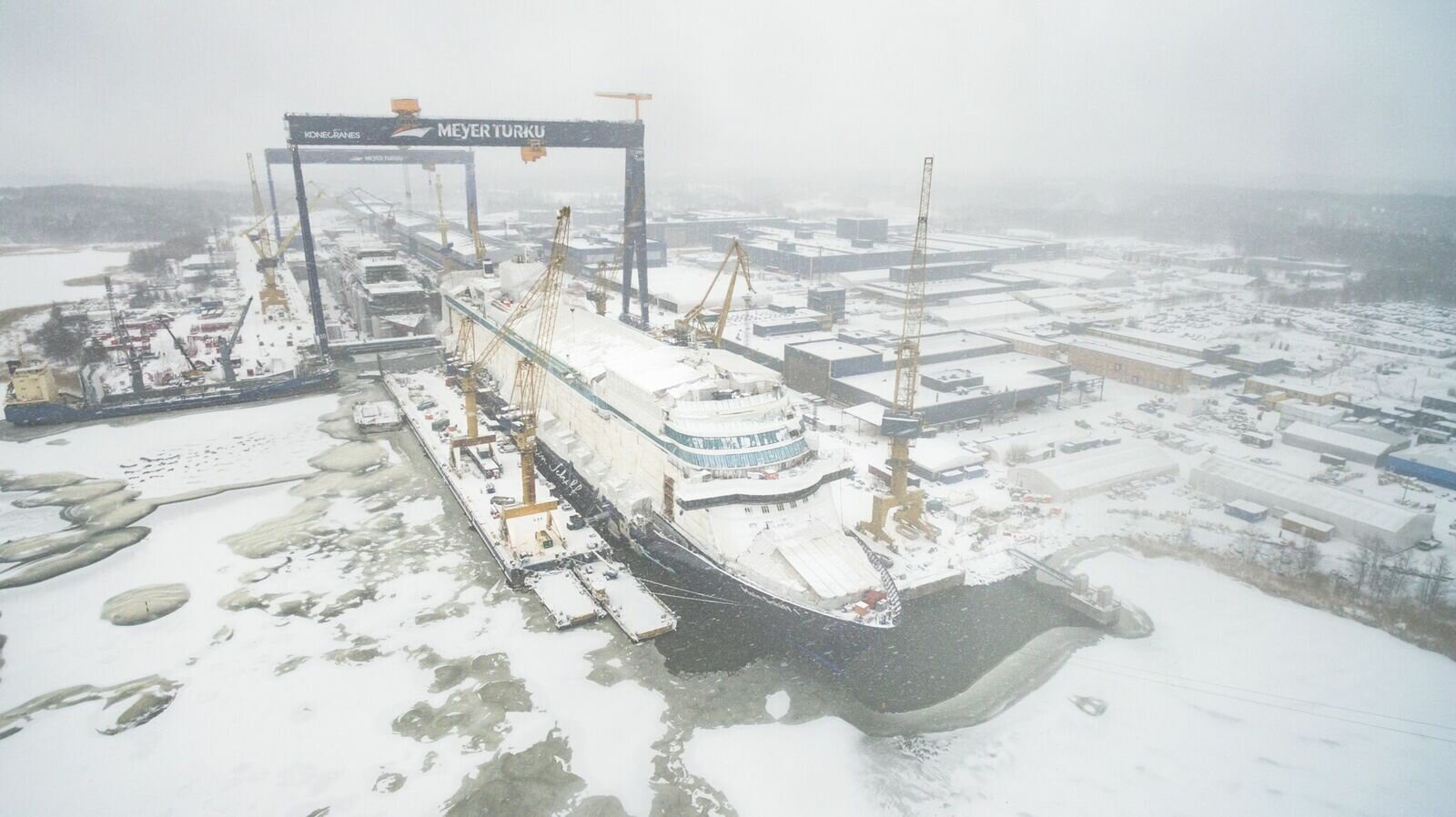 TUI Cruises Mein Schiff 1