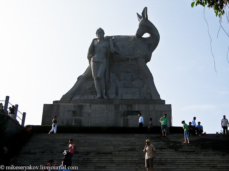 25chinese-island-of-hainan.jpg