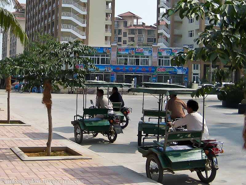 2chinese-island-of-hainan.jpg
