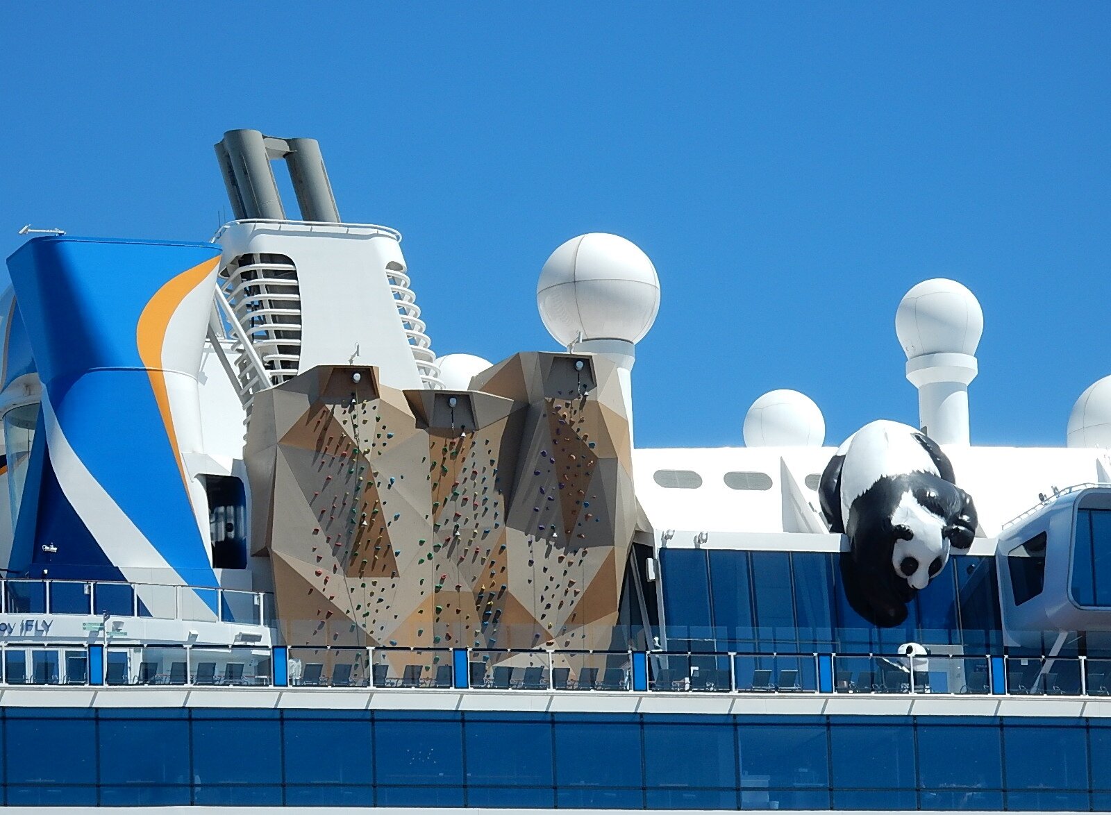 3extreme-on-board-ovationoftheseas.jpg