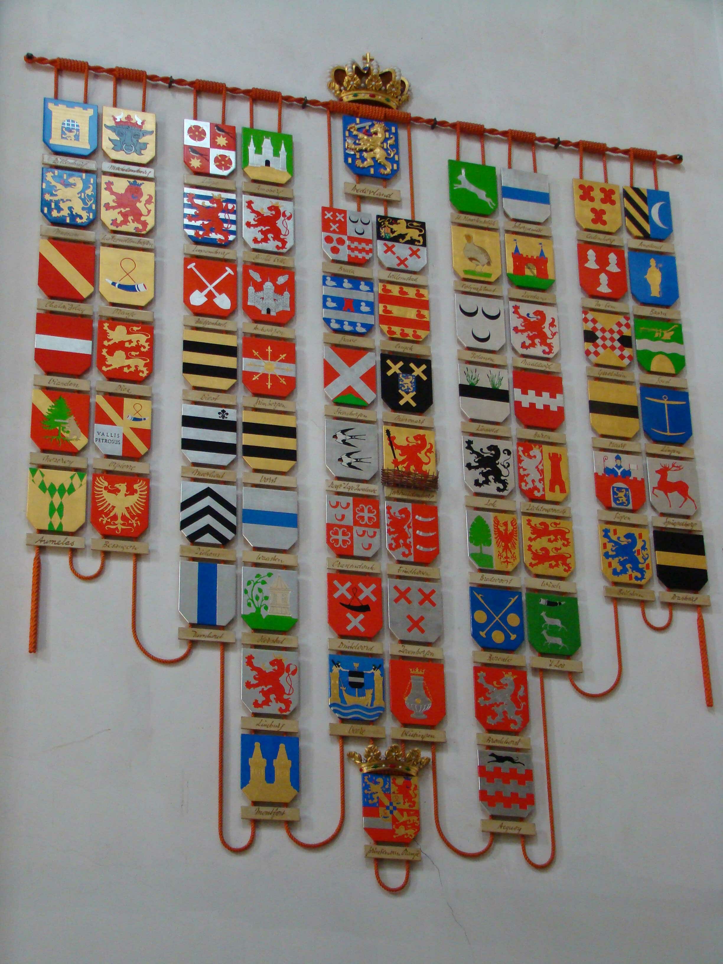 http://creativecommons.org/licenses/by-sa/3.0 ||| Public domain