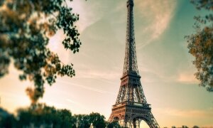 The MOST Famous Places to Visit in Paris, France