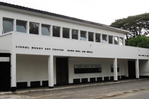 //en.wikipedia.org/wiki/File:Lionel_Wendt_Art_Centre.jpg ||| Public domain
